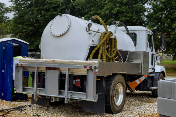 Portable Toilet Options We Offer in Indian River Estates, FL